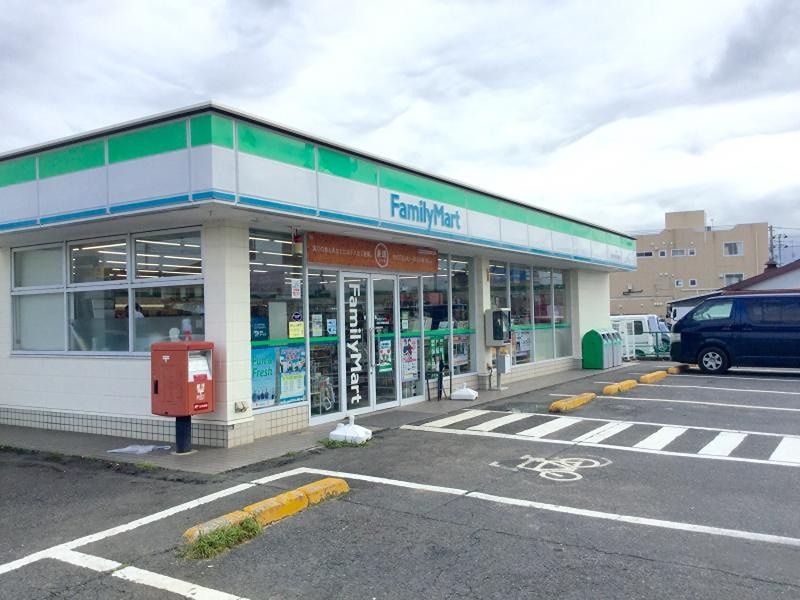 アルデーシュカルデアⅢ ファミリーマート 加茂川東海村松店